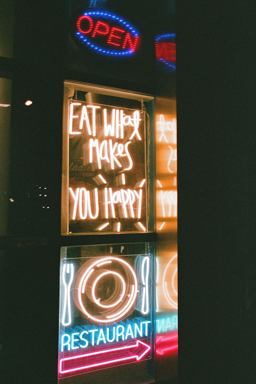 Custom Neon Sign vs. Premade Sign: Which Is Worth Ordering?