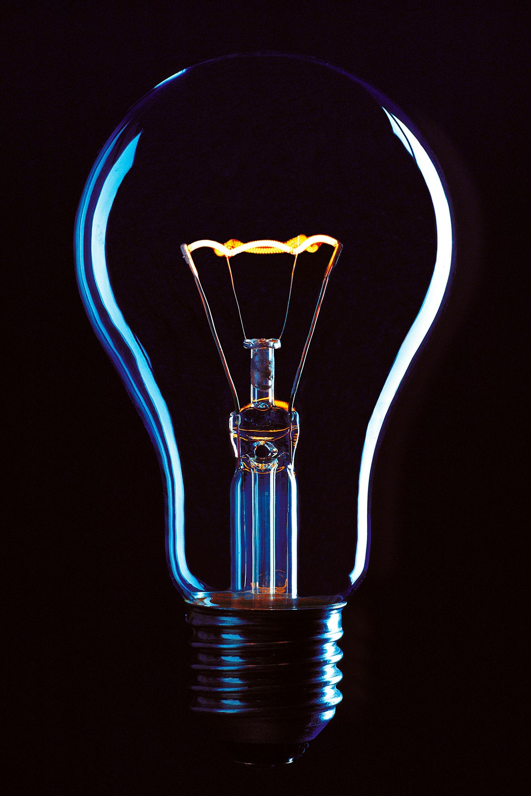 Lumens vs. Watts: Why Equal Wattage Misleads