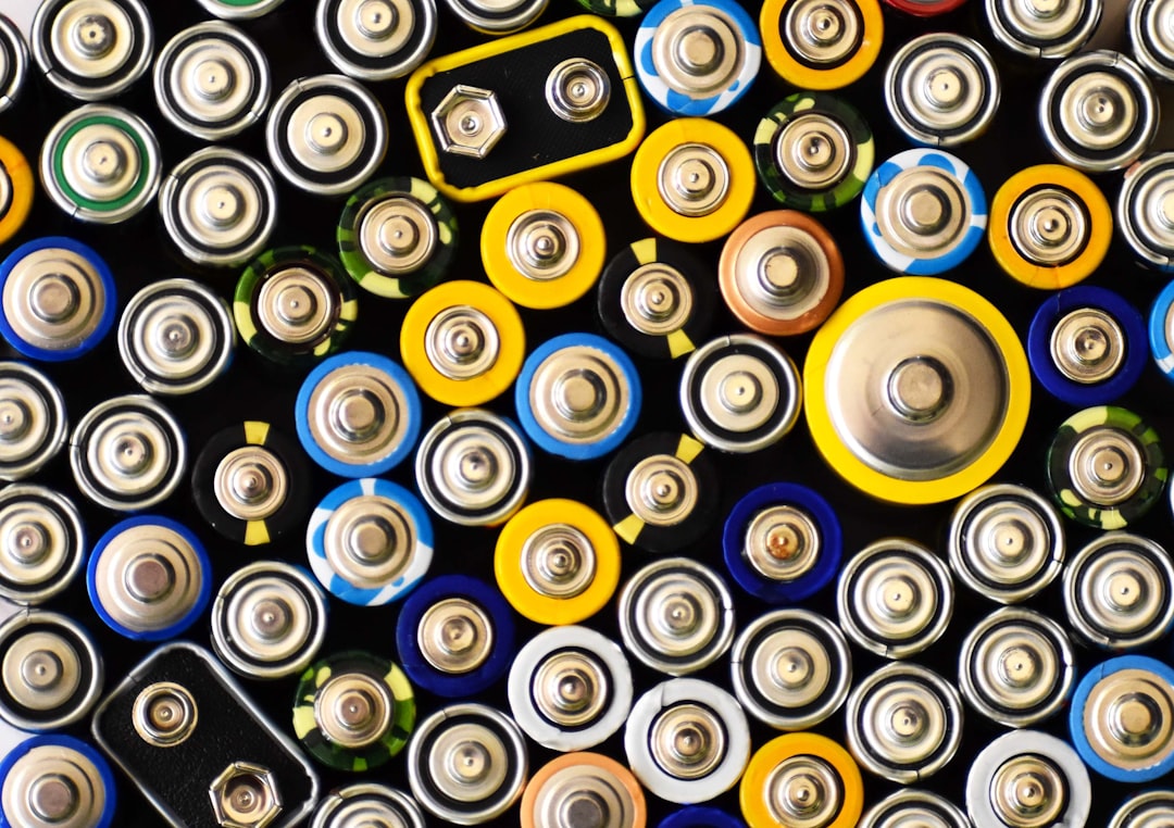 Protected vs. Unprotected 18650 Cells: Which Is Safer?