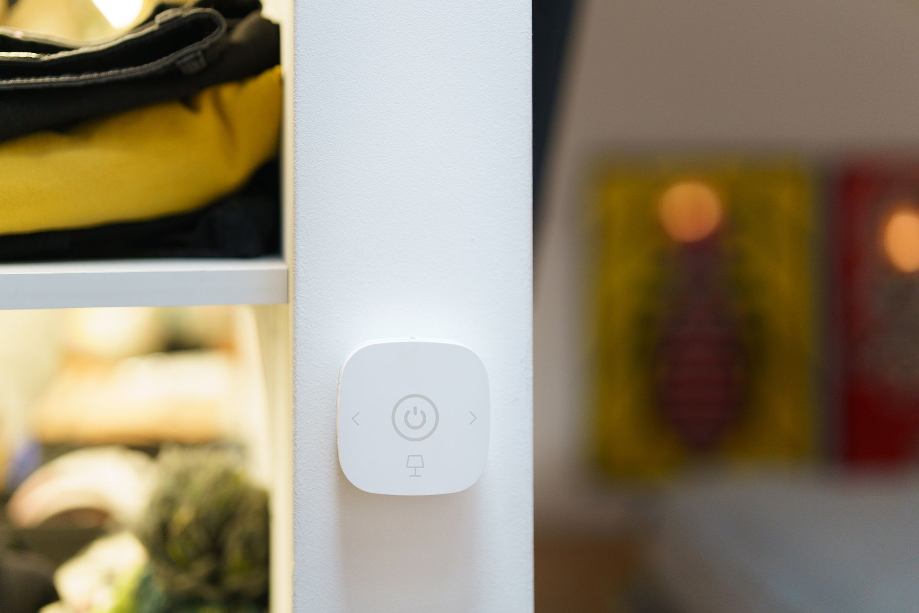 Smart Switch vs. Smart Bulbs: Which Fits Each Room?